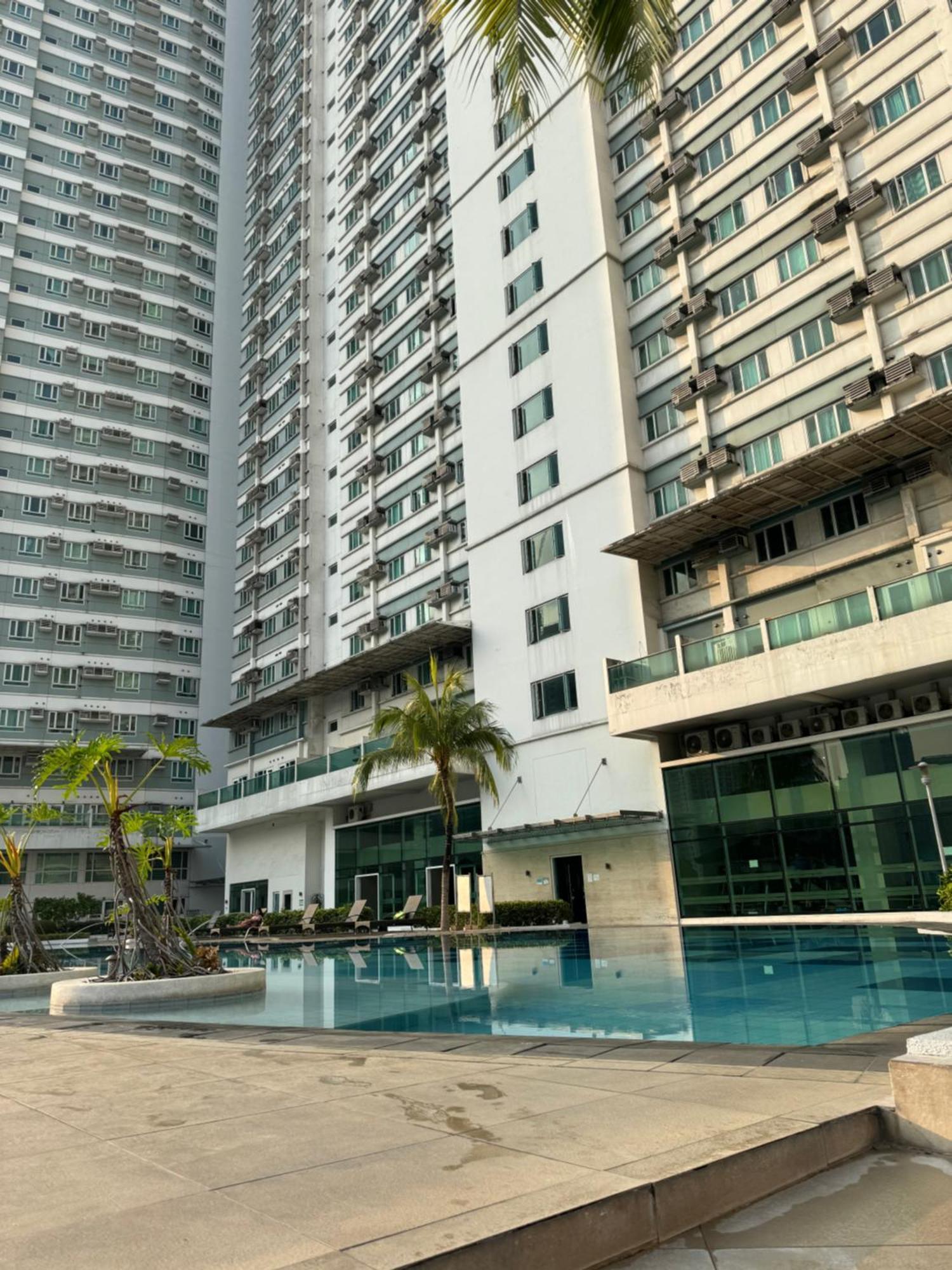 Beacon Makati Condo Free Pool Access Free Wifi 100Mbps & Free Netflix Manila Kültér fotó